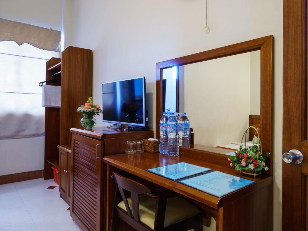 Hong Han Hotel Хошимин Экстерьер фото